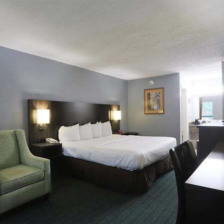 Greenville Inn & Suites Εξωτερικό φωτογραφία