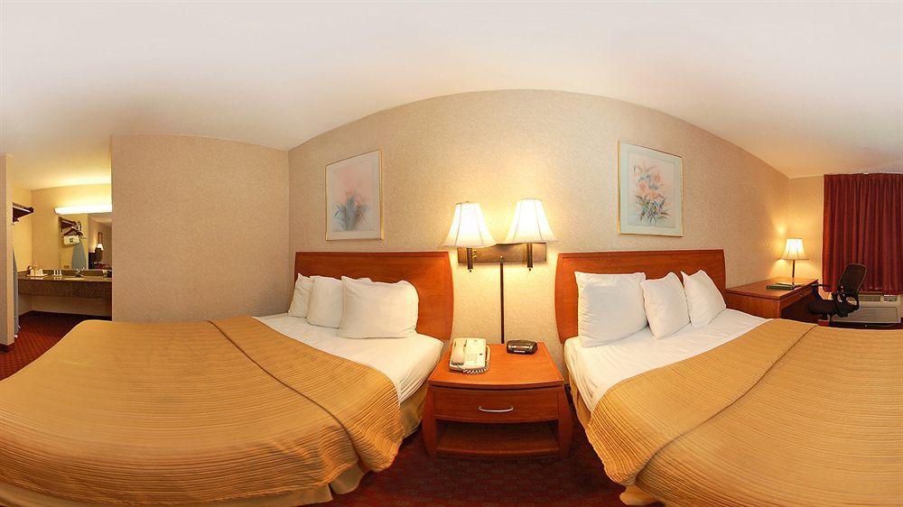 Greenville Inn & Suites Εξωτερικό φωτογραφία