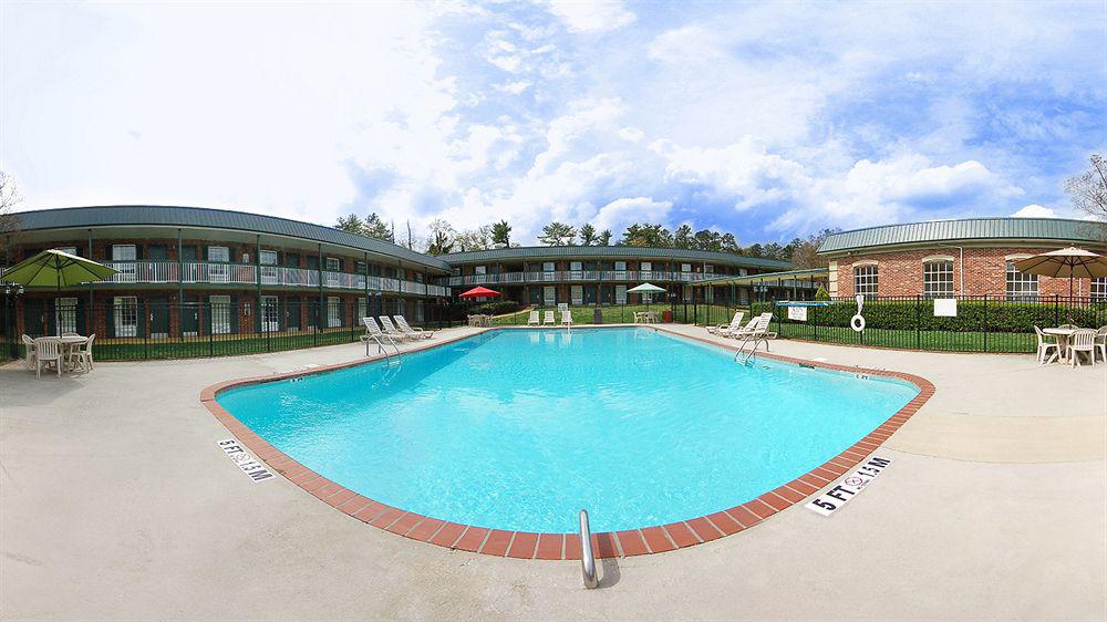 Greenville Inn & Suites Εξωτερικό φωτογραφία
